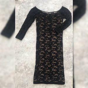 Lightly worn,Black mesh pattern black dress